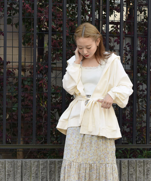 w closet（ダブルクローゼット）の「スウェットパーカーガウン（パーカー・レディース・ベージュ/アイボリー/モカ・FREE）」の10枚目の写真