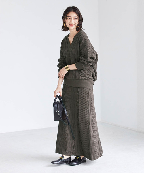 ADAM ET ROPE'（アダムエロペ）の「アランジャカードプルオーバー（ニット/セーター・レディース・ダークブラウン/ライトグリーン/キナリ・FREE）」の7枚目の写真