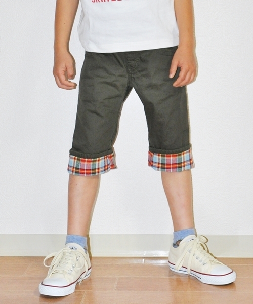 SHIPS（シップス）の「SHIPS KIDS:ダブルウエスト ロールアップ ショーツ(kids)（その他パンツ・キッズ・ベージュ/ダークグレー・130/110/100/120）」の2枚目の写真