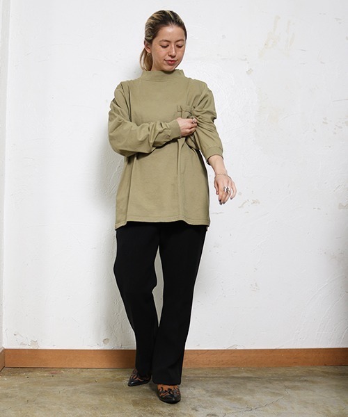 Goodwear(Since1983)（グッドウェア）の「【MADE IN USA】L/S MOCK NECK POCKET T/ロングスリーブモックネックポケットＴ SALE（Tシャツ/カットソー・メンズ・ブラック系その他/マスタード/ネイビー/ブラウン/チャコールグレー/ブラック/ホワイト/ナチュラル/ベージュ系その他/レッド系その他/グリーン/ダークグリーン/パープル/カーキ/オレンジ系その他/ブルー系その他/カーキブラウン/霜降りグレー/ボルドー/ベージュ系その他2/ブラウン系その他/ワイン/ブラウン系その他3/パープル系2/ライトグレー系/ネイビー系/ベージュ系その他3・LARGE/X-LARGE/SMALL/MEDIUM）」の16枚目の写真