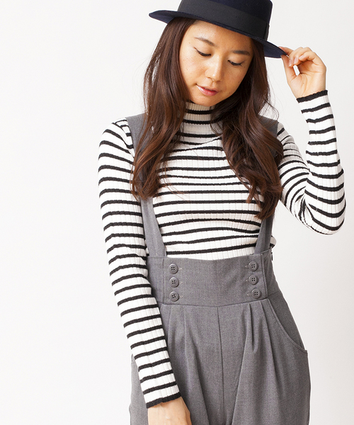 WEGO（ウィゴー）の「WEGO/ワイドリブハイネックニット（ニット/セーター・レディース・オフホワイト/ホワイト系その他/ブラック/ブラック系その他/杢グレー/ダークグリーン/レッド/その他1/ブルー/サックスブルー/パープル/ライトパープル・FREE）」の3枚目の写真