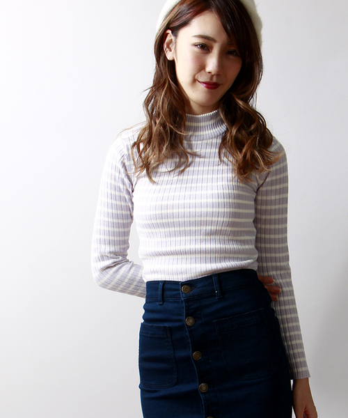 WEGO（ウィゴー）の「WEGO/ワイドリブハイネックニット（ニット/セーター・レディース・オフホワイト/ホワイト系その他/ブラック/ブラック系その他/杢グレー/ダークグリーン/レッド/その他1/ブルー/サックスブルー/パープル/ライトパープル・FREE）」の9枚目の写真