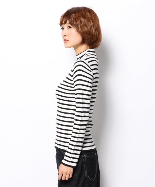 WEGO（ウィゴー）の「WEGO/ワイドリブハイネックニット（ニット/セーター・レディース・オフホワイト/ホワイト系その他/ブラック/ブラック系その他/杢グレー/ダークグリーン/レッド/その他1/ブルー/サックスブルー/パープル/ライトパープル・FREE）」の14枚目の写真