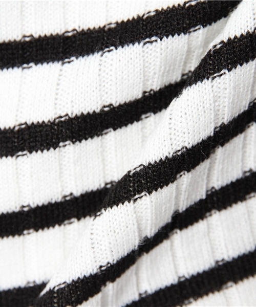 WEGO（ウィゴー）の「WEGO/ワイドリブハイネックニット（ニット/セーター・レディース・オフホワイト/ホワイト系その他/ブラック/ブラック系その他/杢グレー/ダークグリーン/レッド/その他1/ブルー/サックスブルー/パープル/ライトパープル・FREE）」の18枚目の写真