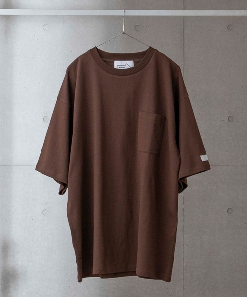 anown（アノン）の「ラベルスリーブ ポケットクルーネック半袖カットソー【ファッションインフルエンサー JUN×anown 限定コラボ】（Tシャツ/カットソー・メンズ・ホワイト/ダークブラウン/ベージュ・M/L）」の14枚目の写真