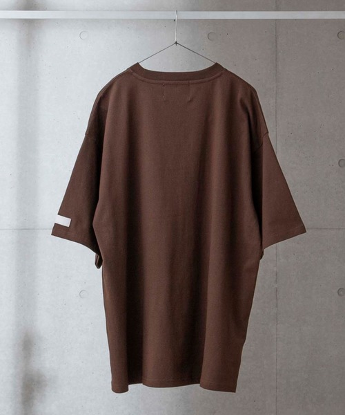 anown（アノン）の「ラベルスリーブ ポケットクルーネック半袖カットソー【ファッションインフルエンサー JUN×anown 限定コラボ】（Tシャツ/カットソー・メンズ・ホワイト/ダークブラウン/ベージュ・M/L）」の15枚目の写真