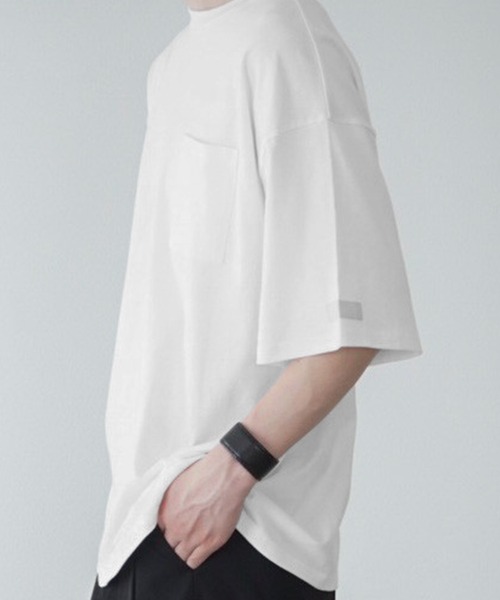 anown（アノン）の「ラベルスリーブ ポケットクルーネック半袖カットソー【ファッションインフルエンサー JUN×anown 限定コラボ】（Tシャツ/カットソー・メンズ・ホワイト/ダークブラウン/ベージュ・M/L）」の22枚目の写真