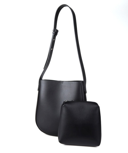 Libra Cue(リブラ キュー)の「Libra ラウンドショルダーバッグ(ショルダーバッグ・レディース・ブラック・FREE)」の7枚目の写真