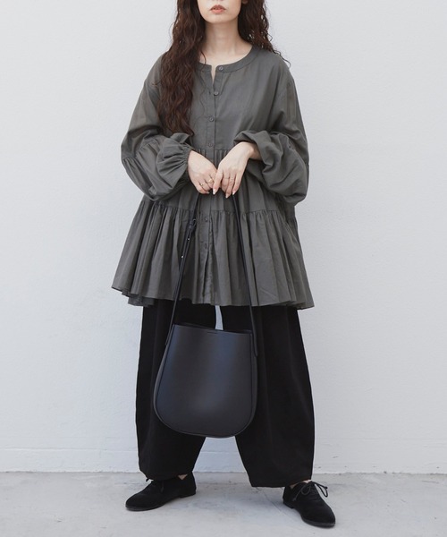 Libra Cue(リブラ キュー)の「Libra ラウンドショルダーバッグ(ショルダーバッグ・レディース・ブラック・FREE)」の10枚目の写真