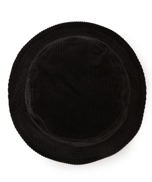tk.TAKEO KIKUCHI(ティーケータケオキクチ)の「NEWERA BUCKET-01 Corduroy バケットハット(ハット・メンズ・ブラック/ベージュ・00)」の5枚目の写真