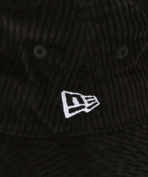 tk.TAKEO KIKUCHI(ティーケータケオキクチ)の「NEWERA BUCKET-01 Corduroy バケットハット(ハット・メンズ・ブラック/ベージュ・00)」の7枚目の写真