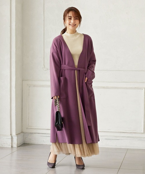 ベルト付きサイドスリットノーカラーガウンコート（ダウンジャケット