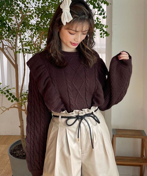 MAJESTIC LEGON(マジェスティックレゴン)の「ケーブルフリルニット(ニット/セーター)」|ブラウン