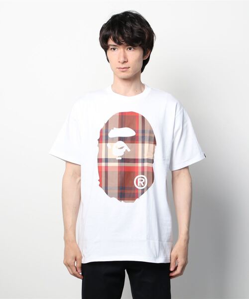 A BATHING APE（アベイシングエイプ）の「BAPE CHECK BIG APE HEAD TEE M（Tシャツ/カットソー・メンズ・ホワイト×レッド/ホワイト×パープル/ブラック×パープル/ブラック×レッド・SMALL/MEDIUM/LARGE/X-LARGE/XX-LARGE/XXX-LARGE）」の6枚目の写真