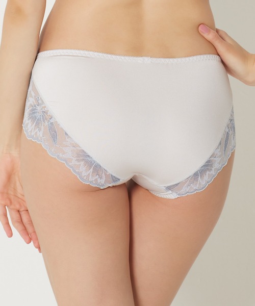 HEAVEN Japan（ヘヴンジャパン）の「贅沢脇肉キャッチャー ボーイレングスショーツ（ショーツ・レディース・ブラック系その他/ベージュ系その他/パープル/ピンク/イエロー/オレンジ/レッド/ライトグレー/ブルーグリーン/ライトパープル/ピンク系その他/パープル系その他/マスタード/ブラック×ブルー/ブルー/ベージュ/ブルーグレー・LL/M/L/3L）」の19枚目の写真