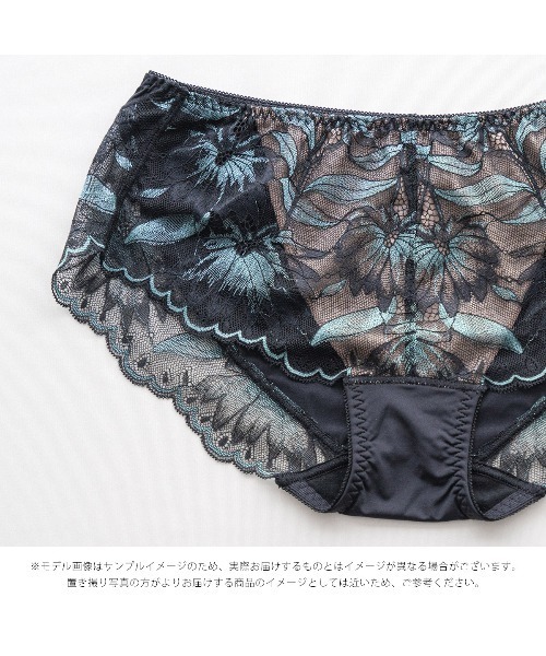 HEAVEN Japan（ヘヴンジャパン）の「贅沢脇肉キャッチャー ボーイレングスショーツ（ショーツ・レディース・ブラック系その他/ベージュ系その他/パープル/ピンク/イエロー/オレンジ/レッド/ライトグレー/ブルーグリーン/ライトパープル/ピンク系その他/パープル系その他/マスタード/ブラック×ブルー/ブルー/ベージュ/ブルーグレー・LL/M/L/3L）」の22枚目の写真