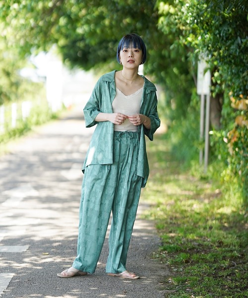 nimiru(ニミル)の「【セットアップ対応】ゆるてろシャツ(シャツ/ブラウス・レディース・グリーン/ブラック/ピンク・FREE)」の8枚目の写真