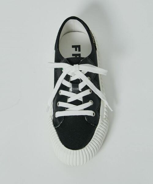 FRAPBOIS(フラボア)の「クラップバンパー(スニーカー・レディース・ホワイト/ブラック・0/1/2/3)」の5枚目の写真