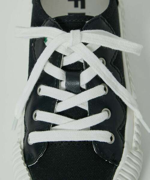 FRAPBOIS(フラボア)の「クラップバンパー(スニーカー・レディース・ホワイト/ブラック・0/1/2/3)」の14枚目の写真