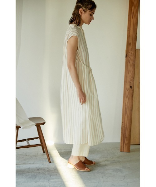 BLACK BY MOUSSY(ブラックバイマウジー)の「stripe apron shirt dress(ストライプエプロンシャツドレス)(シャツワンピース・レディース・ホワイト系その他・FREE)」の8枚目の写真