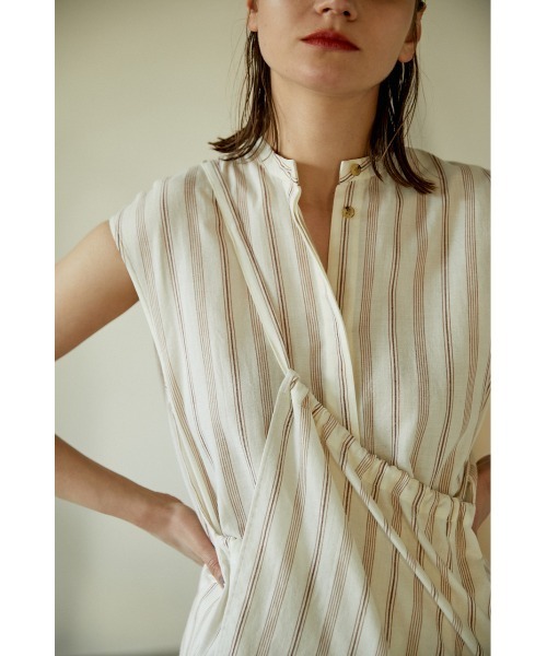 BLACK BY MOUSSY(ブラックバイマウジー)の「stripe apron shirt dress(ストライプエプロンシャツドレス)(シャツワンピース・レディース・ホワイト系その他・FREE)」の7枚目の写真