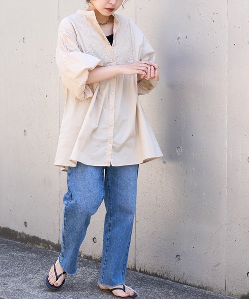 natural couture（ナチュラルクチュール）の「あおいさんコラボ刺繍切替チュニック（シャツ/ブラウス・レディース・ミント/オフホワイト/ブラック/ベージュ・FREE）」の17枚目の写真