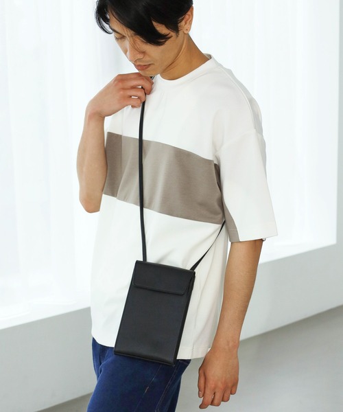 LAKOLE（ラコレ）の「フェイクレザーミニサコッシュバッグ / 945458