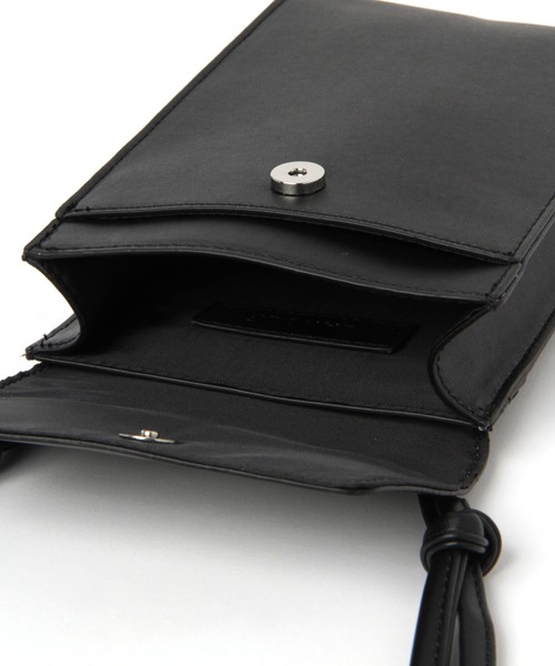 LAKOLE（ラコレ）の「フェイクレザーミニサコッシュバッグ / 945458（ショルダーバッグ・メンズ・ホワイト/ブラック/その他9・FREE）」の10枚目の写真