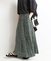 SLOBE IENA | Scatter Flower フレアスカート【ウエストゴム/手洗い可能】◆(スカート)