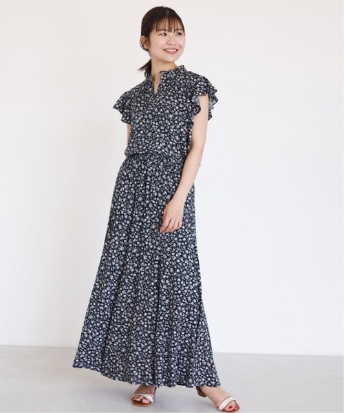 SLOBE IENA（スローブイエナ）の「Scatter Flower フレアスカート【ウエストゴム/手洗い可能】◆（スカート・レディース・ネイビー/グリーン・38/36）」の3枚目の写真