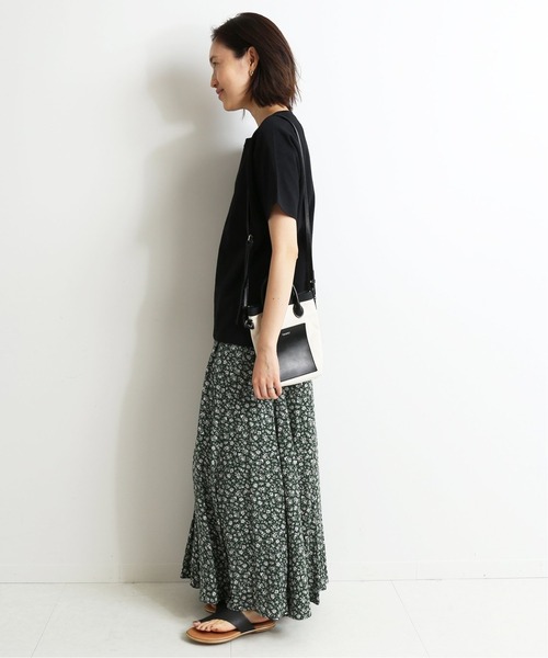 SLOBE IENA（スローブイエナ）の「Scatter Flower フレアスカート【ウエストゴム/手洗い可能】◆（スカート・レディース・ネイビー/グリーン・38/36）」の21枚目の写真