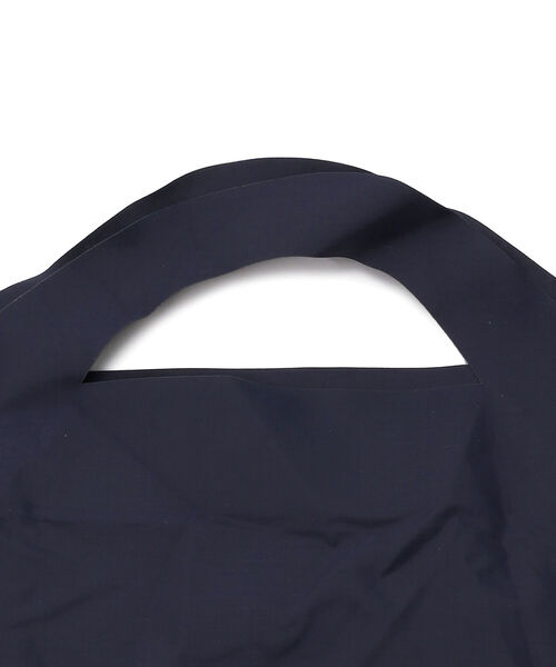 CMF OUTDOOR GARMENT（シーエムエフアウトドアガーメント）の「COMFY OUTDOOR GARMENT/コンフィアウトドアガーメント　COMFY SHOP BAG(LARGE)（トートバッグ・メンズ・ネイビー/グレー/ブラック・FREE）」の4枚目の写真
