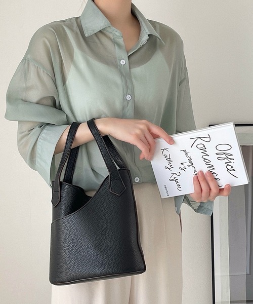 etade（エタード）の「2way バケットバッグ etda3（ショルダーバッグ・レディース・ホワイト/ブラック/ブラウン/グレイッシュベージュ・FREE）」の14枚目の写真