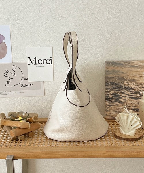 etade（エタード）の「2way バケットバッグ etda3（ショルダーバッグ・レディース・ホワイト/ブラック/ブラウン/グレイッシュベージュ・FREE）」の11枚目の写真