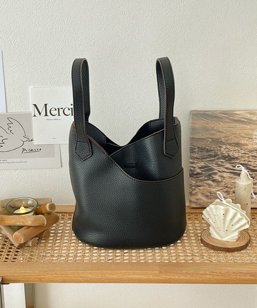 etade（エタード）の「2way バケットバッグ etda3（ショルダーバッグ・レディース・ホワイト/ブラック/ブラウン/グレイッシュベージュ・FREE）」の22枚目の写真