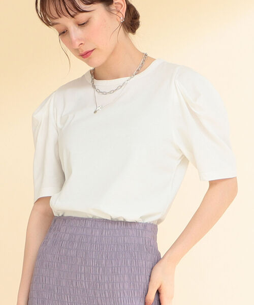 Ray BEAMS（レイビームス）の「Ray BEAMS / タック パワーショルダー Tシャツ（Tシャツ/カットソー・レディース・ホワイト/ブラック/ブルー系その他3・ONE SIZE）」の4枚目の写真