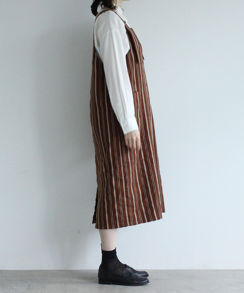 PAR ICI（パーリッシィ）の「ダークストライプ ワークワンピース（ワンピース・レディース・ネイビー/ブラウン・FREE）」の17枚目の写真