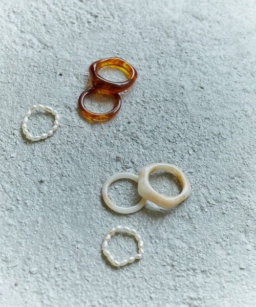 Birthday room（バースデイルーム）の「パール＆アクリル3点セットリング（リング・レディース・ブラウン/ナチュラル/グリーン・FREE）」の10枚目の写真
