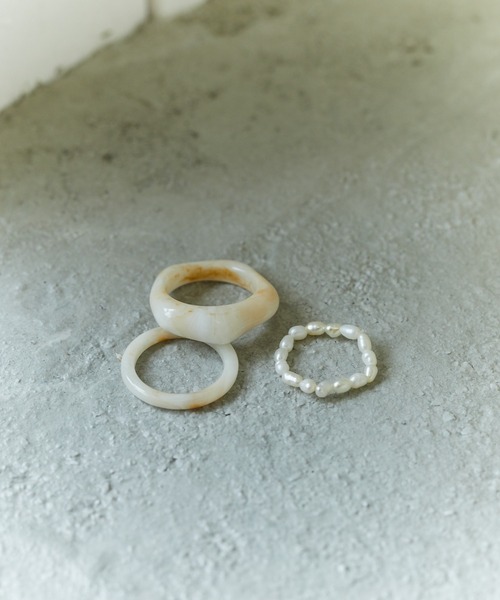 Birthday room（バースデイルーム）の「パール＆アクリル3点セットリング（リング・レディース・ブラウン/ナチュラル/グリーン・FREE）」の11枚目の写真