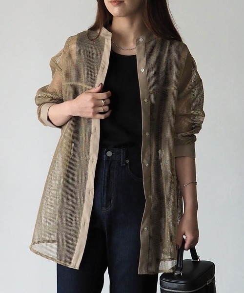 Riberry(リベリー)の「バンドカラーメッシュシャツ(シャツ/ブラウス・レディース・ブラック/ブラウン/アイボリー・MEDIUM)」の3枚目の写真