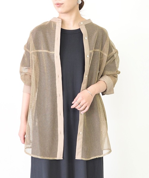 Riberry(リベリー)の「バンドカラーメッシュシャツ(シャツ/ブラウス・レディース・ブラック/ブラウン/アイボリー・MEDIUM)」の15枚目の写真