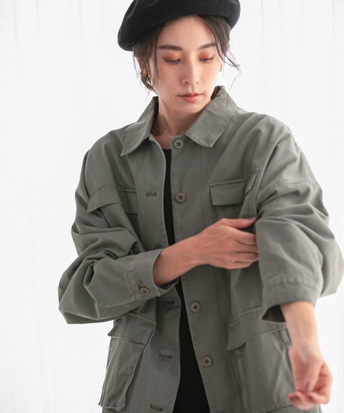 LEPSIM（レプシィム）の「ミリタリードルマンシャツジャケット　959128（ミリタリージャケット・レディース・チャコールグレー/カーキ・FREE）」の2枚目の写真