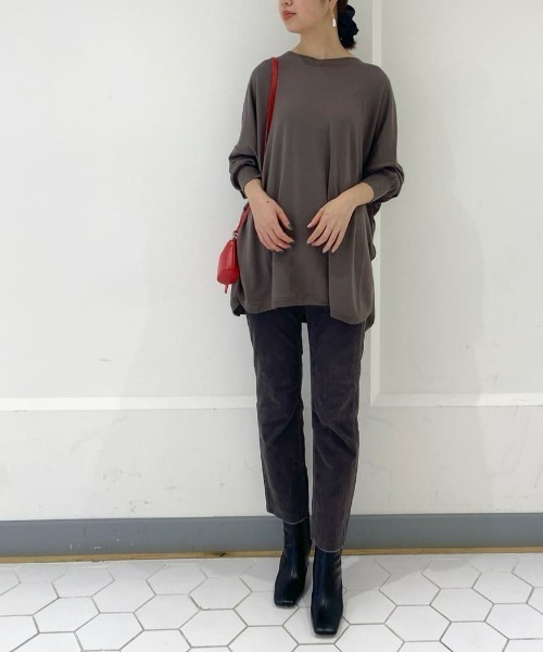RIVE DROITE（リヴドロワ）の「上品なカジュアル感を演出　カシミヤ混2WAYワイドポンチョニット（ニット/セーター・レディース・グレイッシュベージュ/モカ/ブラック/レッド・FREE）」の12枚目の写真