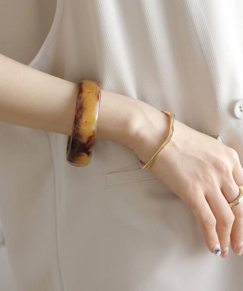Crisp（クリスプ）の「マーブルワイドバングル（バングル/リストバンド・レディース・ブラウン/アイボリー・FREE）」の13枚目の写真