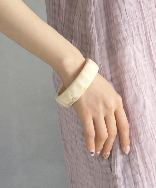 Crisp（クリスプ）の「マーブルワイドバングル（バングル/リストバンド・レディース・ブラウン/アイボリー・FREE）」の15枚目の写真