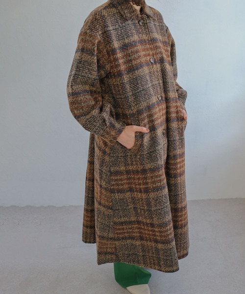 ＡＮＤＪ（アンドジェイ）の「ツイードチェック柄背中タックロングコート（チェスターコート・レディース・ネイビー/ブラウン・M）」の8枚目の写真
