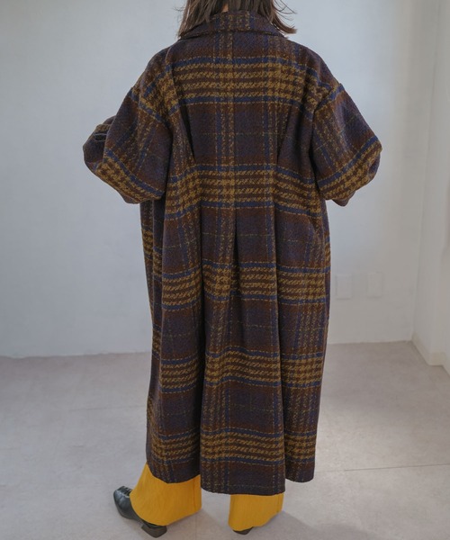 ＡＮＤＪ（アンドジェイ）の「ツイードチェック柄背中タックロングコート（チェスターコート・レディース・ネイビー/ブラウン・M）」の11枚目の写真