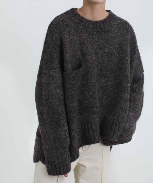 select MOCA（セレクトモカ）の「2021 AW クルーネックルーズミックスショート丈ニット（ニット/セーター・レディース・ブラック/ブラウン/ライトベージュ・FREE）」の15枚目の写真