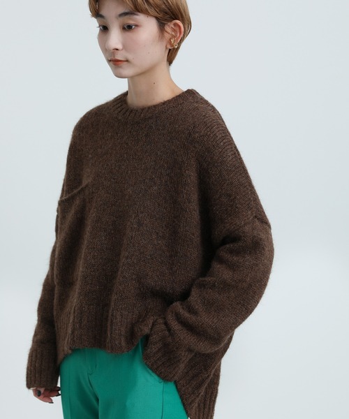 select MOCA（セレクトモカ）の「2021 AW クルーネックルーズミックスショート丈ニット（ニット/セーター・レディース・ブラック/ブラウン/ライトベージュ・FREE）」の11枚目の写真