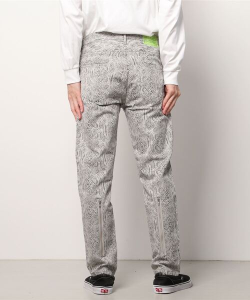 FULL-BK（フルビーケー）の「PYTHON PANTS（その他パンツ・メンズ・グレー・MEDIUM/LARGE/X-LARGE）」の11枚目の写真